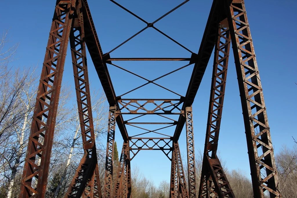 Hurley Rail Crossing